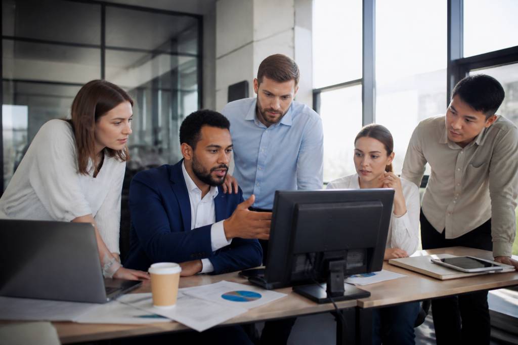 Suivi de projet : comment choisir la solution CRM adaptée à votre entreprise