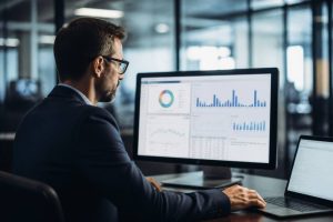 Stratégie concurrentiel : comment choisir un CRM pour gagner en efficacité