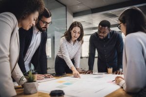 Journey mapping customer experience : cartographier et optimiser le parcours client en entreprise